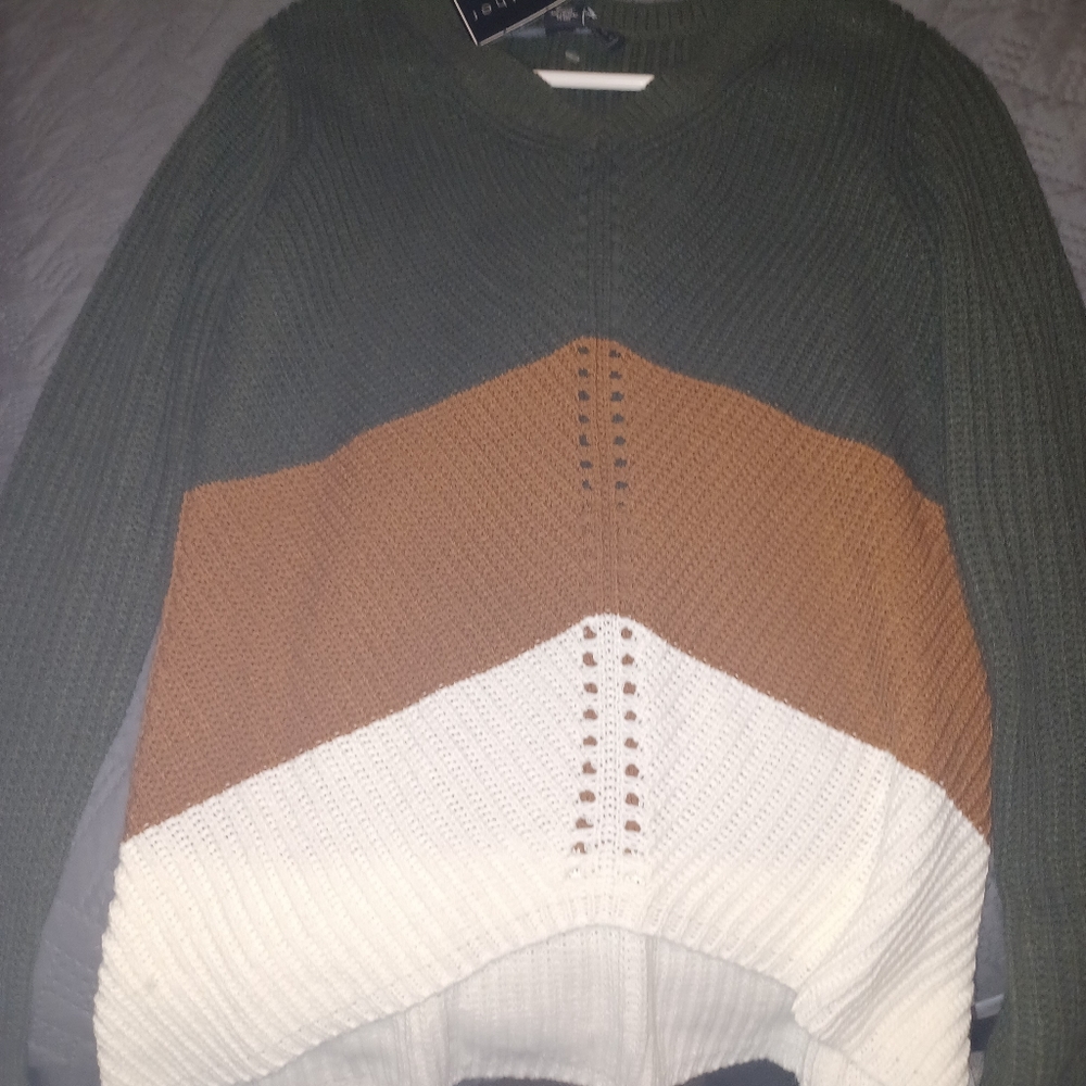 Sweater - Picture 2 of 2